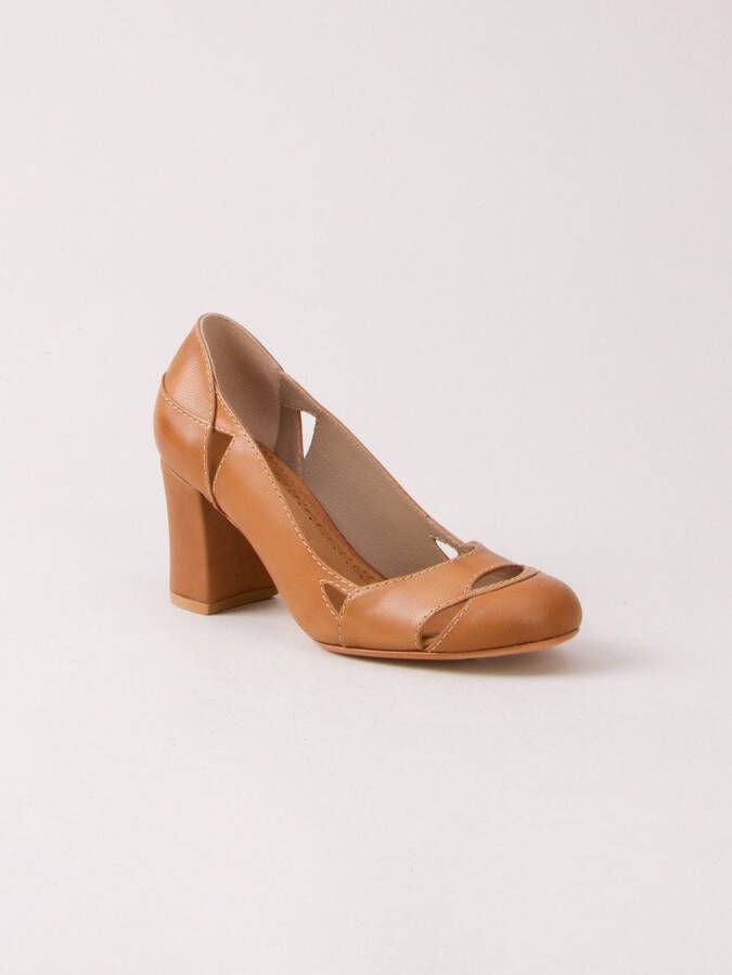 Sarah Chofakian pumps met chunky hak Beige