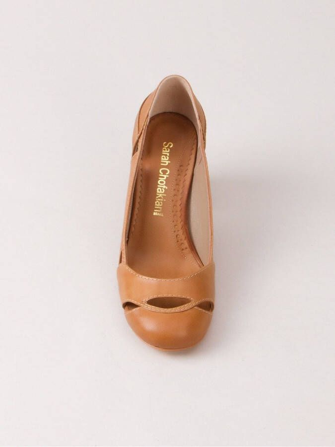 Sarah Chofakian pumps met chunky hak Beige