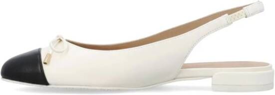 Stuart Weitzman Ballerina's met strik Wit