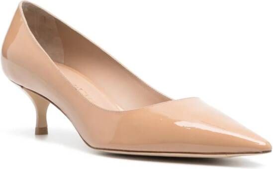 Stuart Weitzman Kitten leren pumps Beige