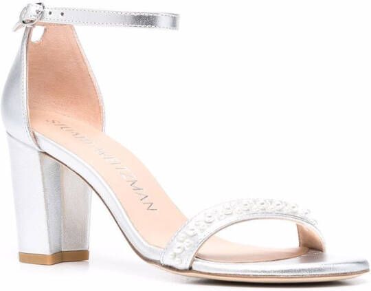 Stuart Weitzman Nearlynude sandalen met imitatieparel Grijs