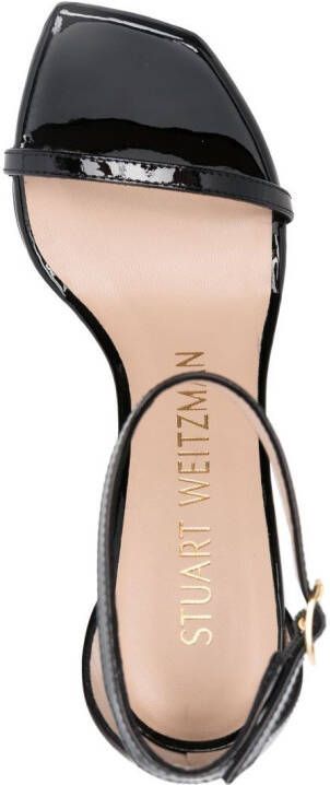 Stuart Weitzman Nudist Curve suède sandalen Zwart