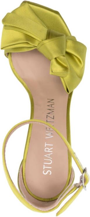 Stuart Weitzman Nudist Curve Loveknot sandalen Groen