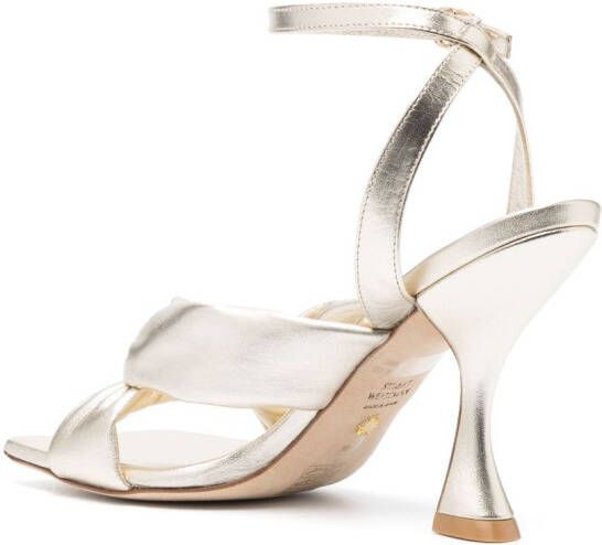 Stuart Weitzman Playa sandalen met enkelbandje Goud