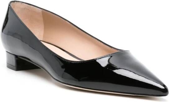 Stuart Weitzman Lakleren pumps Zwart