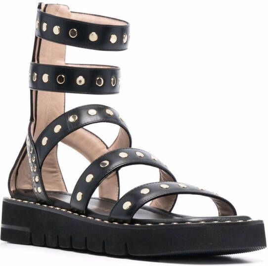 Stuart Weitzman Sandalen verfraaid met studs Zwart