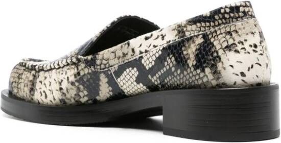 Stuart Weitzman Loafers met slangenleer-effect Grijs