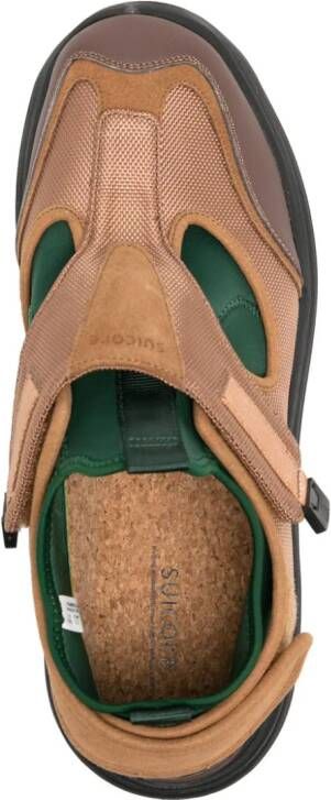 Suicoke Tred sneakers met logopatch Bruin