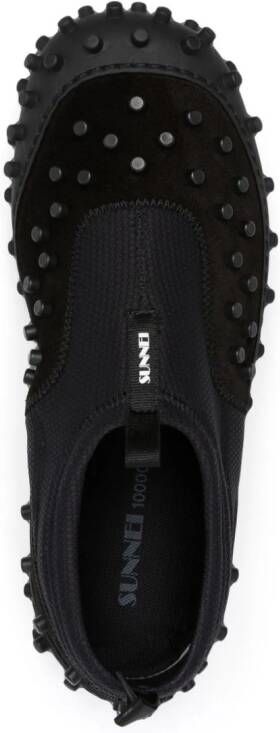 Sunnei Sneakers verfraaid met studs Zwart