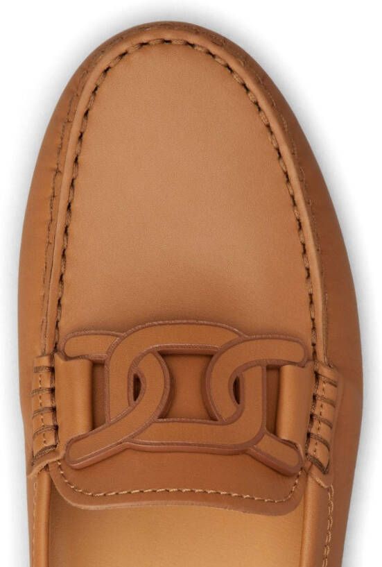 Tod's Gommino loafers met kettingpatroon Bruin