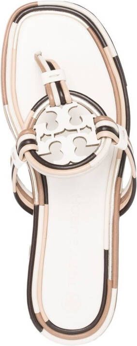 Tory Burch Sandalen met logoplakkaat Beige