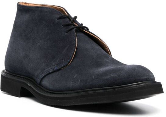 Tricker's Aldo Chukka suède enkellaarzen Blauw