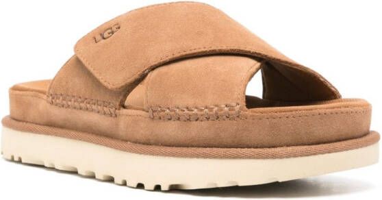 UGG Goldenstar Cross suède slippers Bruin