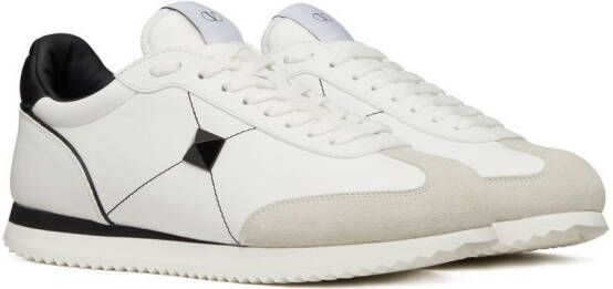 Valentino Garavani Sneakers met studs Wit