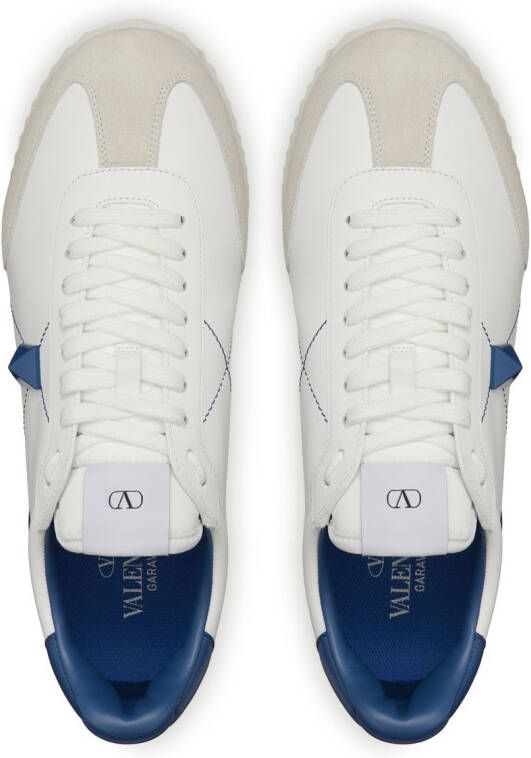 Valentino Garavani Sneakers met studs Wit