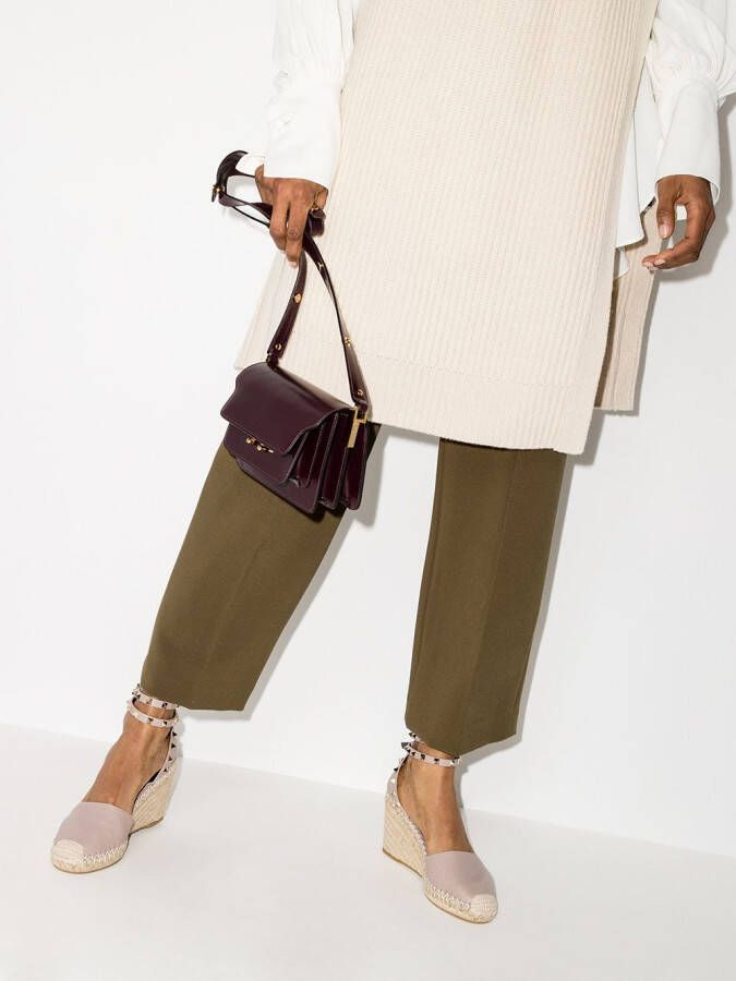 Valentino Garavani Rockstud espadrilles met sleehak Beige