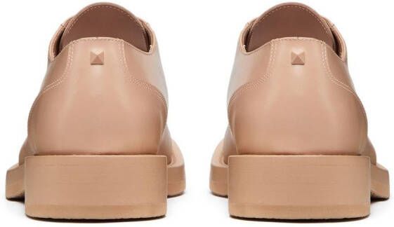 Valentino Garavani Rockstud Essential Derby schoenen Beige