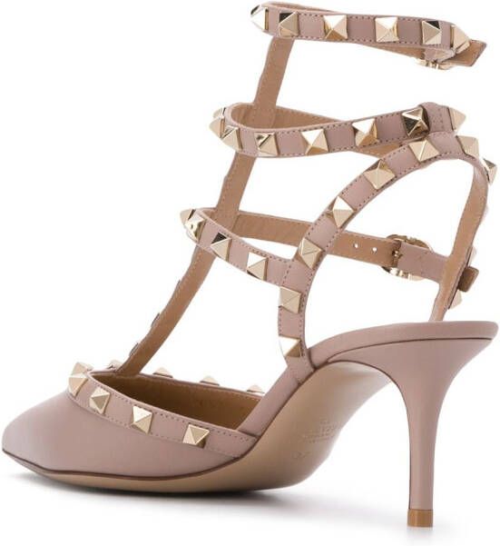 Valentino Garavani Rockstud pumps Beige