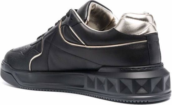 Valentino Garavani One Stud XL leren sneakers Zwart