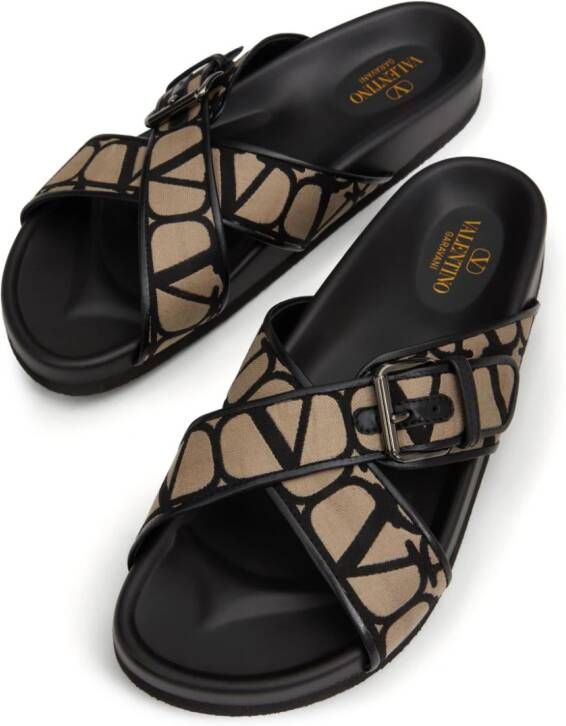 Valentino Garavani Sandalen met gekruiste bandjes Zwart