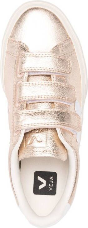 VEJA Recife sneakers met klittenband Beige