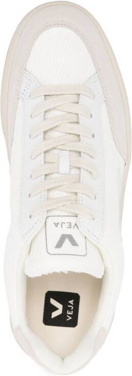 VEJA V-12 B-Mesh sneakers Wit