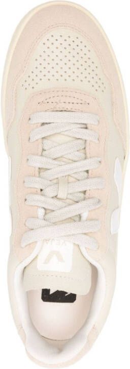 VEJA V-90 leren sneakers Beige