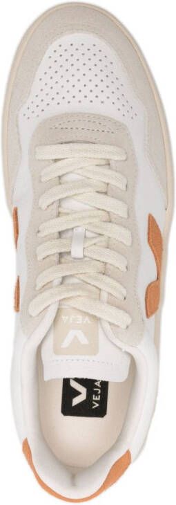 VEJA V-90 leren sneakers Wit