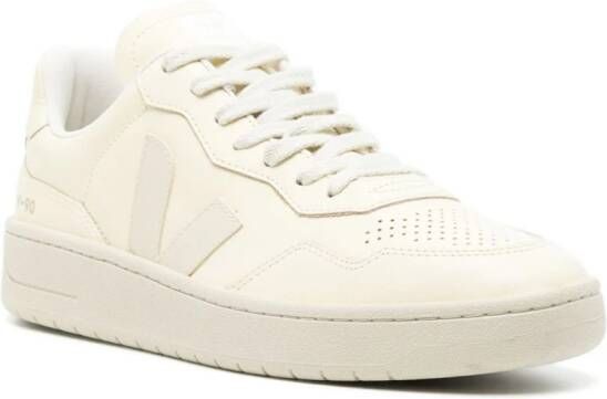 VEJA V-90 leren sneakers Beige