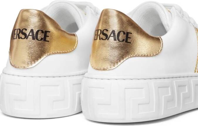 Versace Kids Leren sneakers met borduurwerk Wit