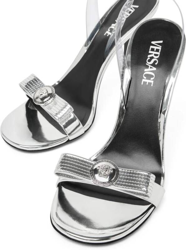 Versace Gianni Ribbon 110mm metallic sandalen Zilver