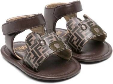 Fendi Kids Sandalen met FF-patroon Bruin