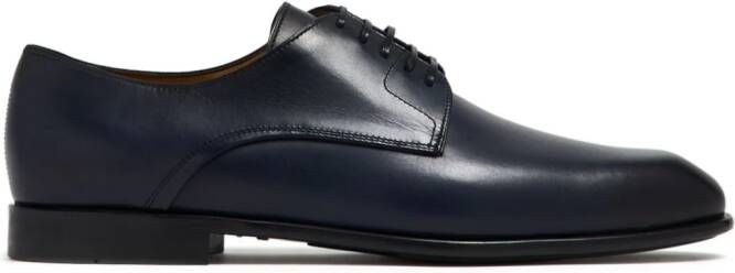 Ferragamo Gepolijste leren derby schoenen Blauw