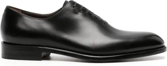 Ferragamo Leren derby schoenen Zwart