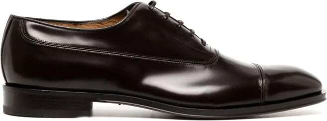 Ferragamo Oxford lakleren schoenen Bruin