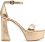 Gianvito Rossi Sandalen met plateauzool Goud - Thumbnail 1