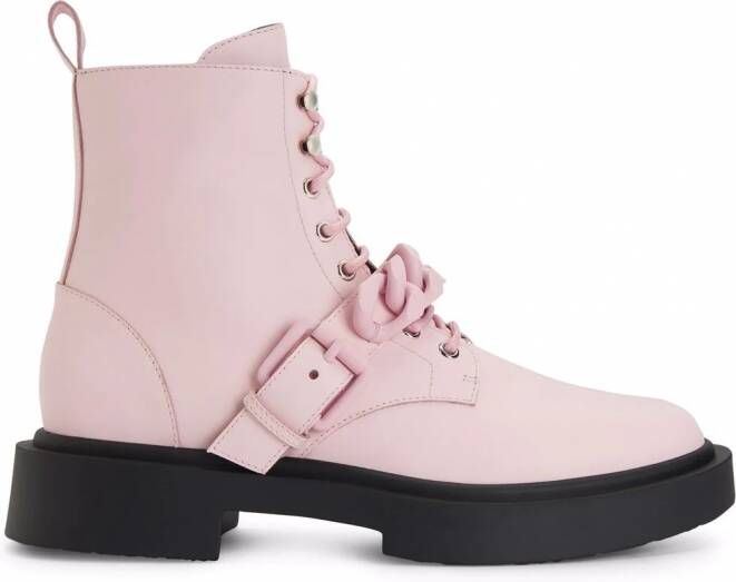 Giuseppe Zanotti Adric enkellaarzen met ketting afwerking Roze