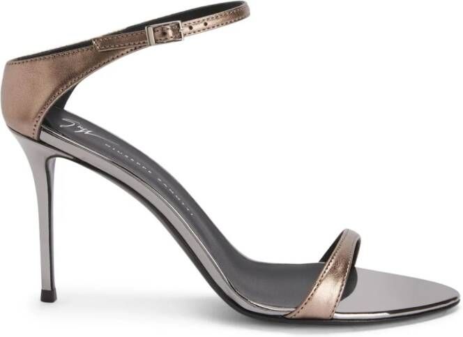 Giuseppe Zanotti Beverlee gelamineerde sandalen Bruin