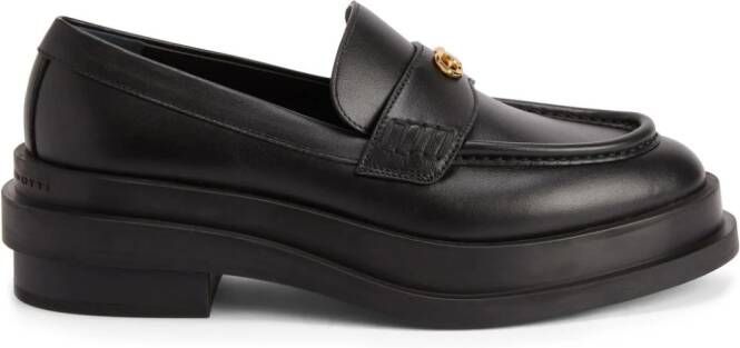 Giuseppe Zanotti Loafers met logoplakkaat Zwart