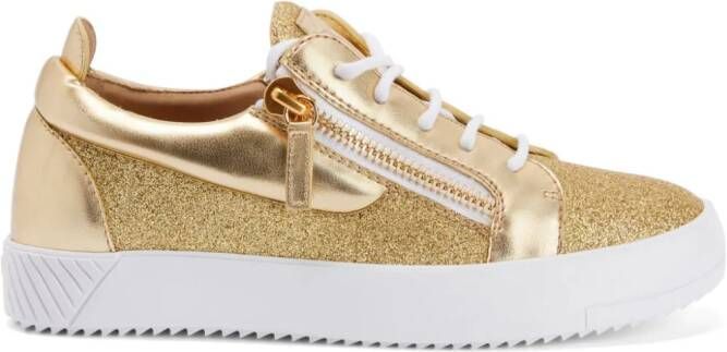 Giuseppe Zanotti Nicki sneakers met glitter Goud