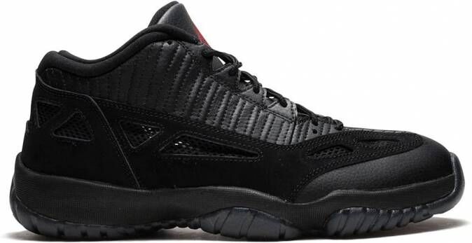 Jordan Air 11 Retro sneakers Zwart