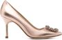 Manolo Blahnik Cleo pumps verfraaid met kristallen Goud - Thumbnail 1