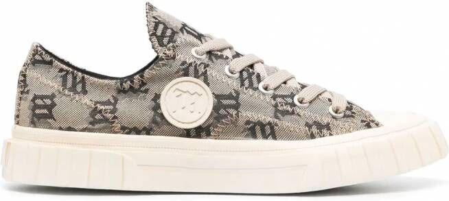 MISBHV Sneakers met monogram Beige