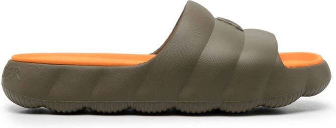 Moncler Lilo slippers met imitatie voering Groen