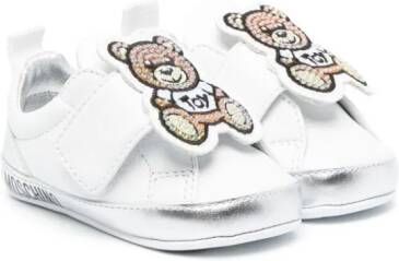 Moschino Kids Slofjes met teddybeerpatch Wit