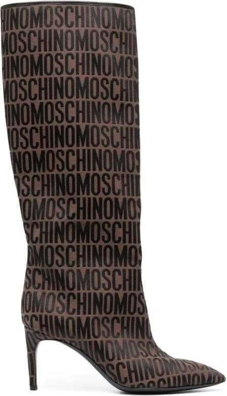 Moschino Knielaarzen met logoprint Bruin