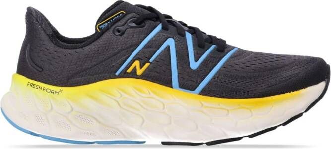 New Balance Fresh Foam X More v4 sneakers Zwart