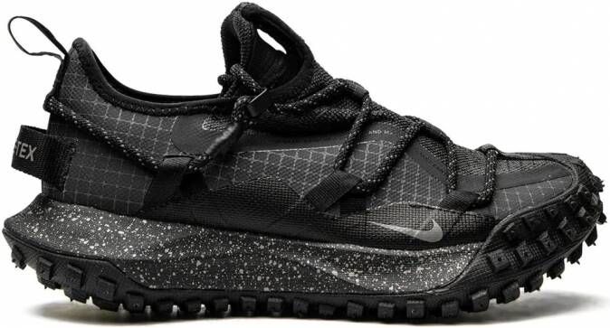 Nike ACG Mountain Fly Gore-Tex sneakers Grijs