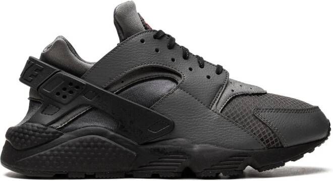 Nike "Air Huarache Greyscale Red sneakers " Zwart