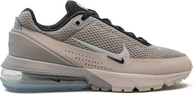 Nike "Air Max Pulse Cobblestone sneakers" Grijs